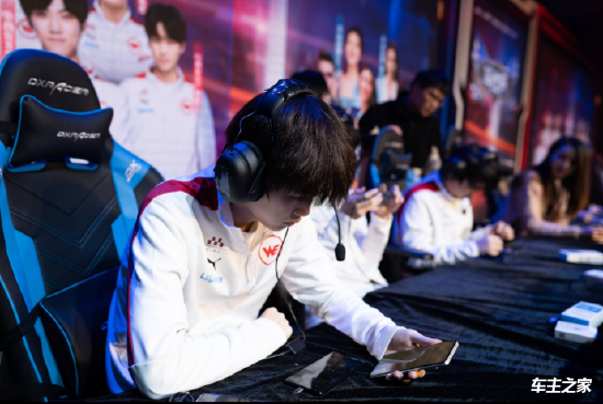 CSGO IEM总决赛，恭喜C9（前Gambit队员）拿下冠军！